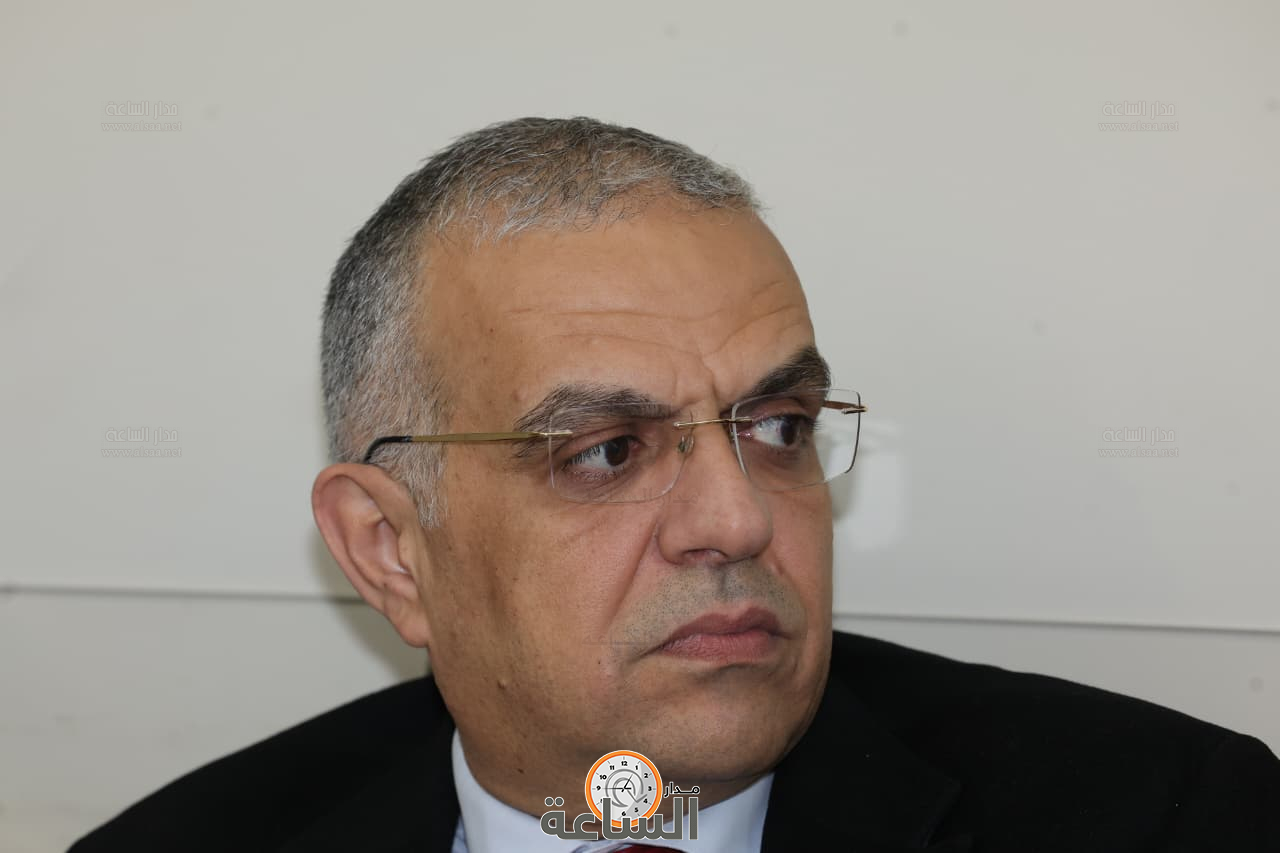 Madar Al-Saa Images 0.0774477910820297