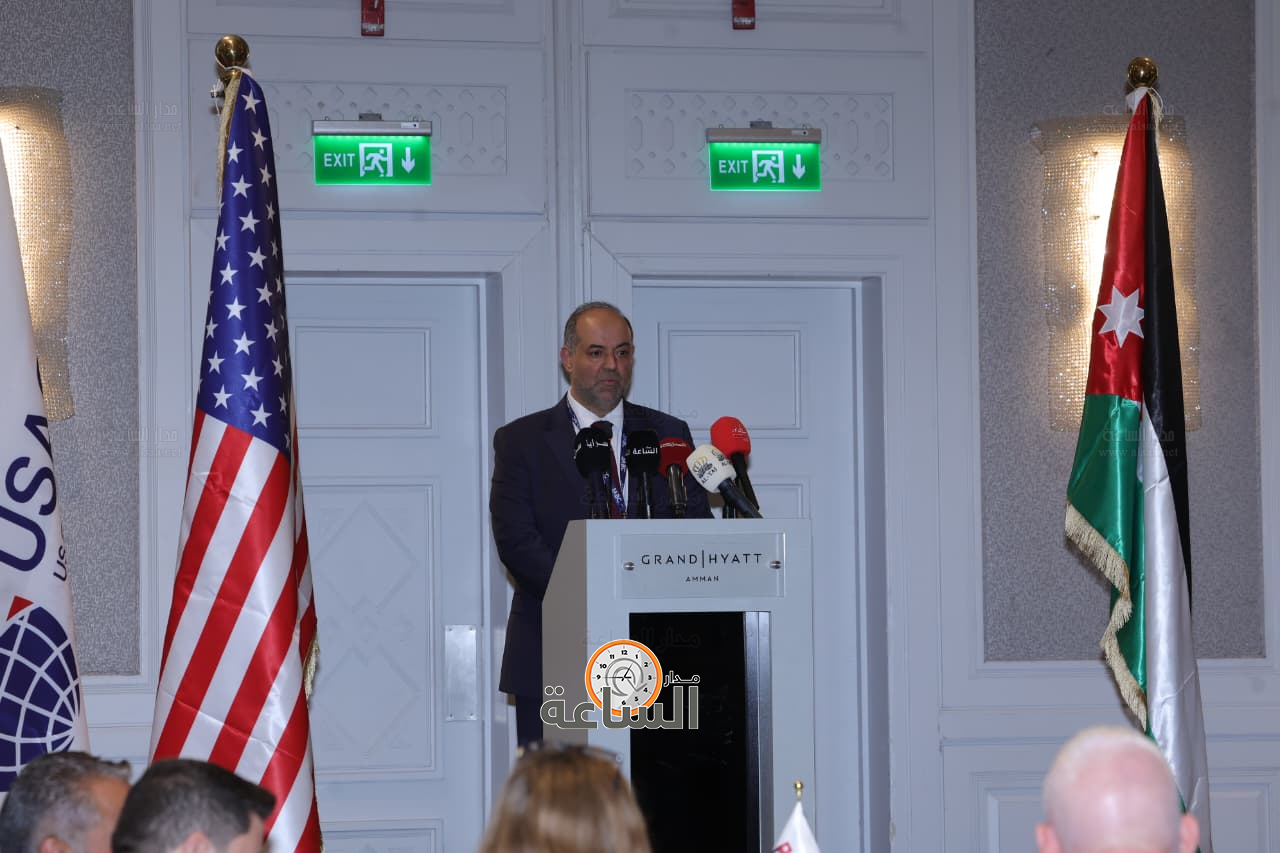 Madar Al-Saa Images 0.9895084307616155