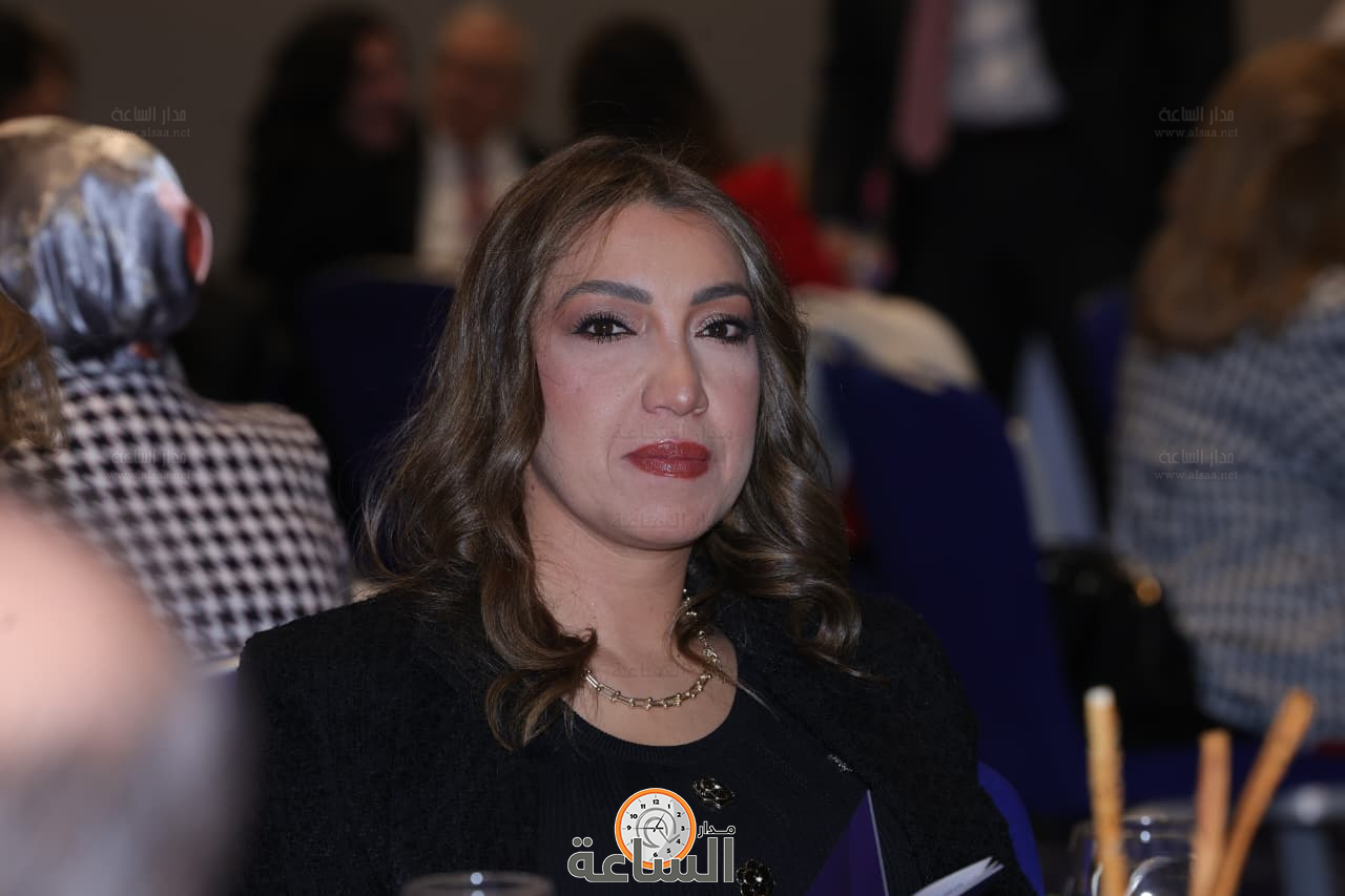 Madar Al-Saa Images 0.37616673587204164