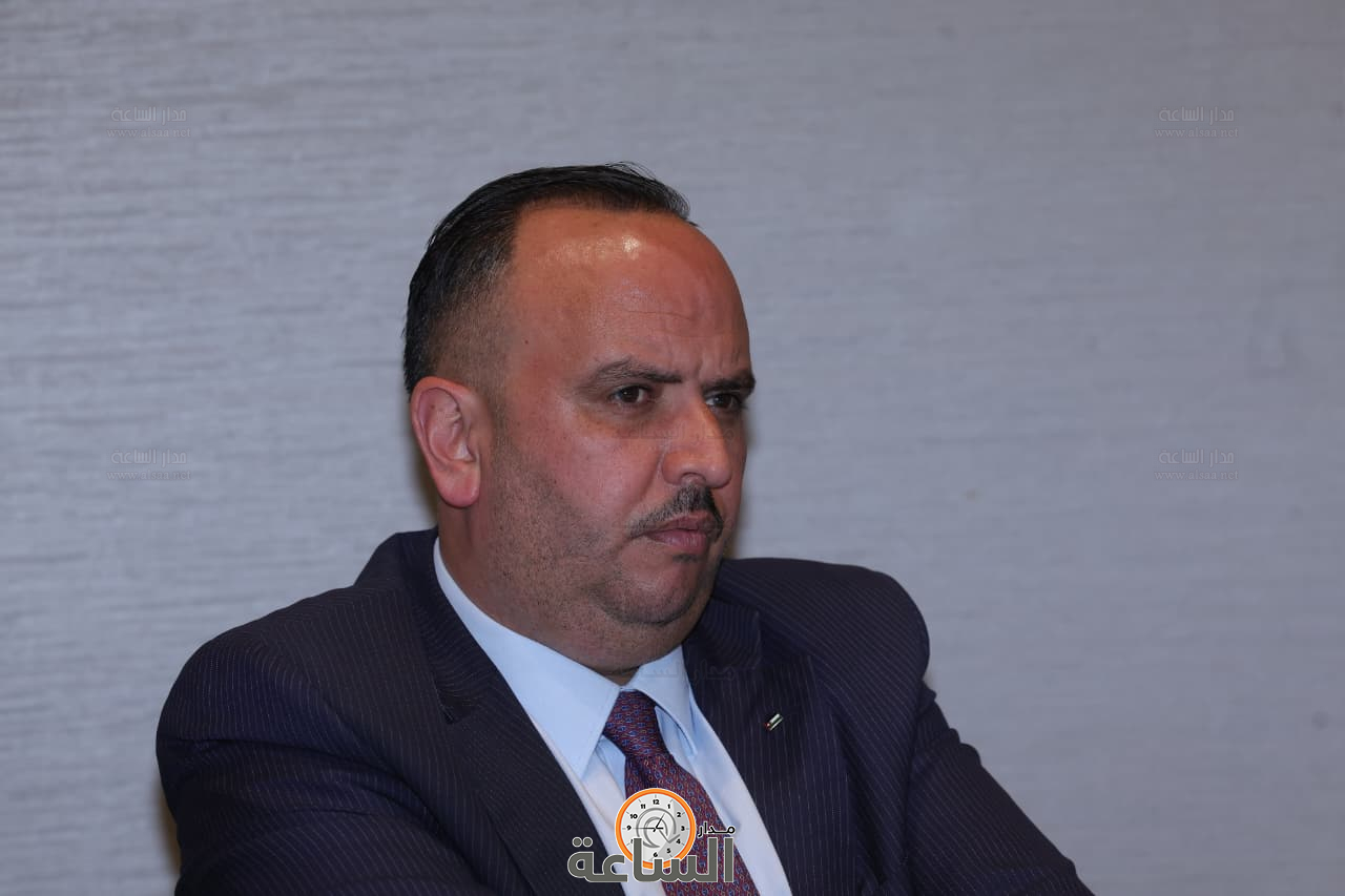 Madar Al-Saa Images 0.638631566901652