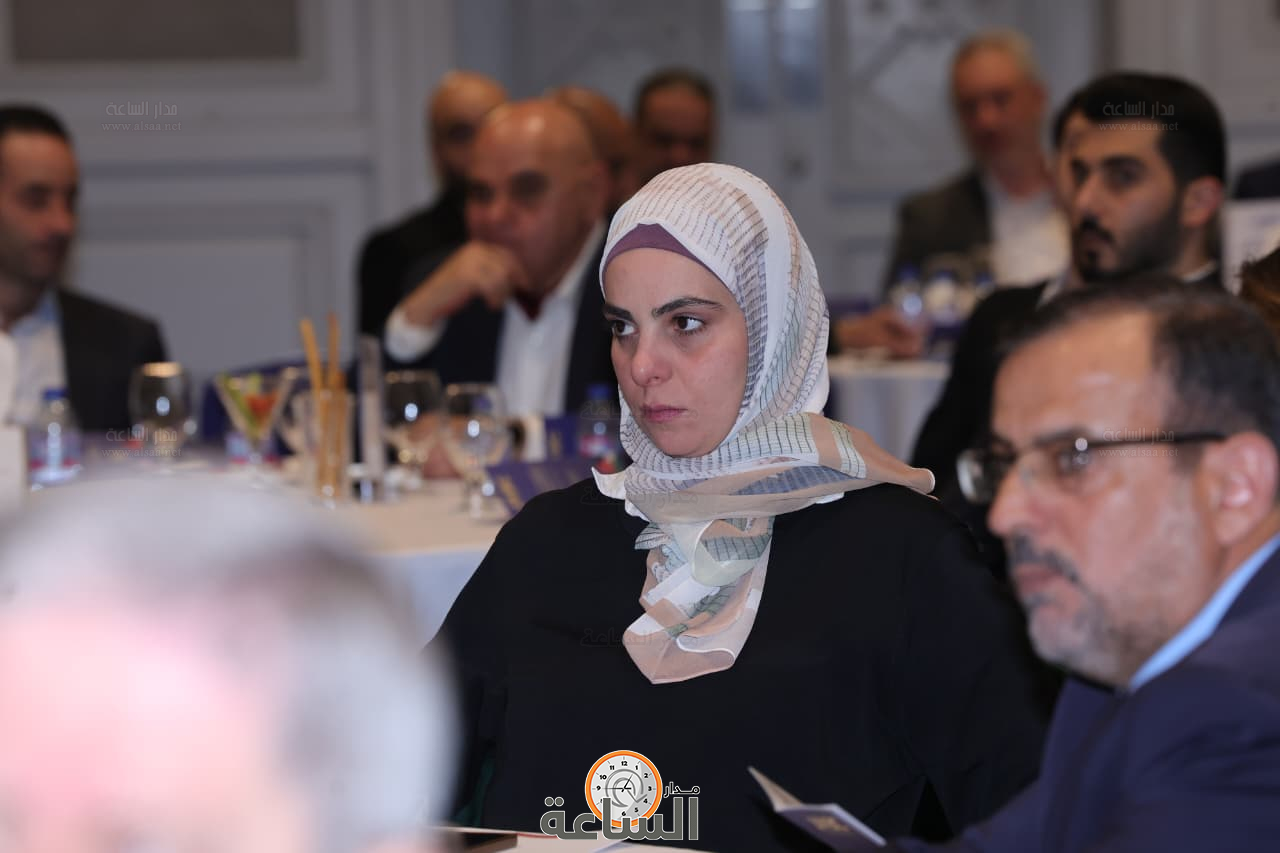 Madar Al-Saa Images 0.9327092856079675