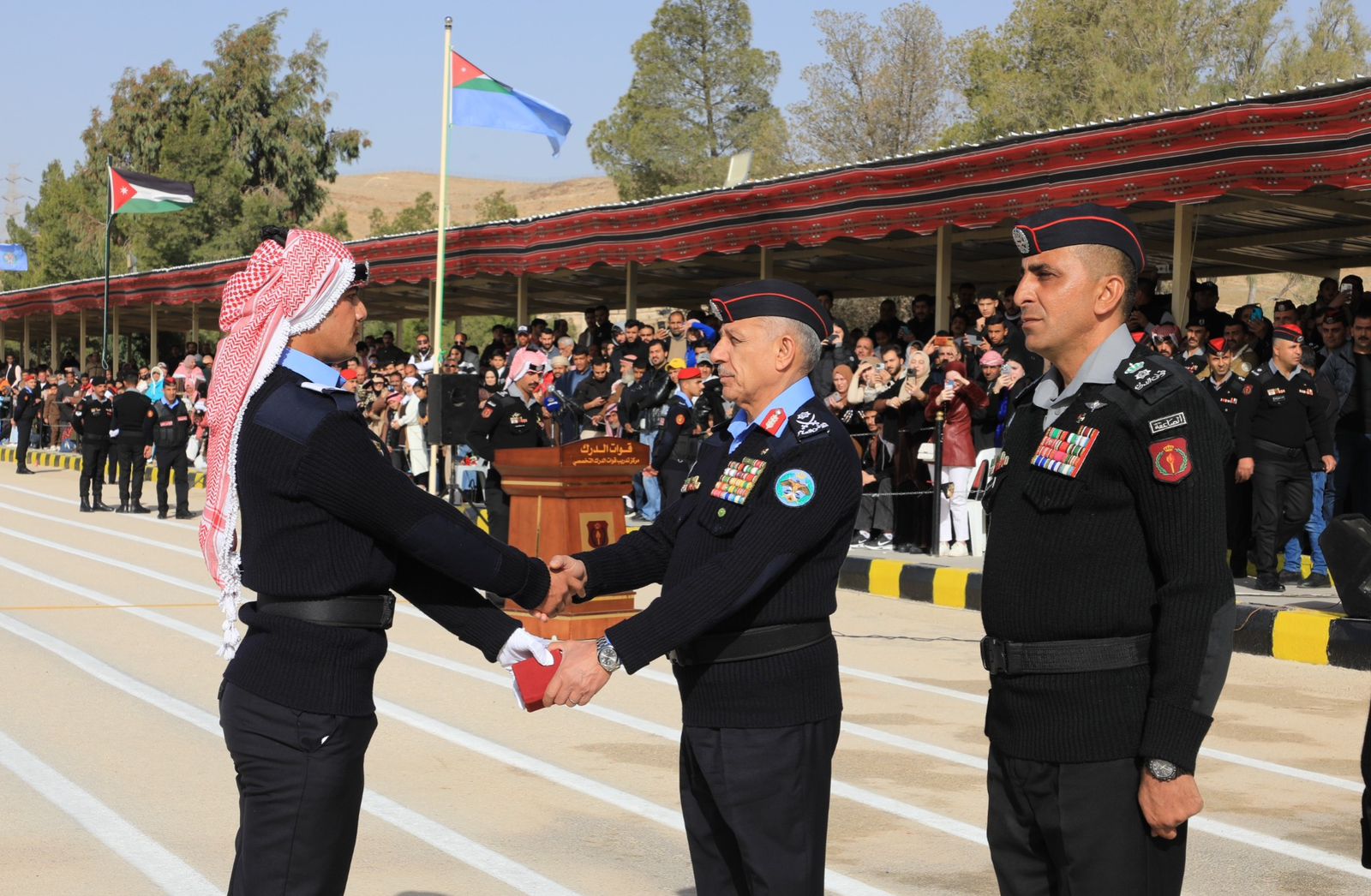 Madar Al-Saa Images 0.9450990544790365