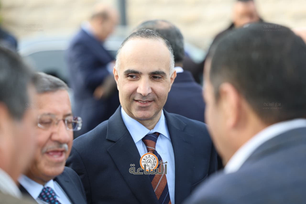 Madar Al-Saa Images 0.11355434454562663