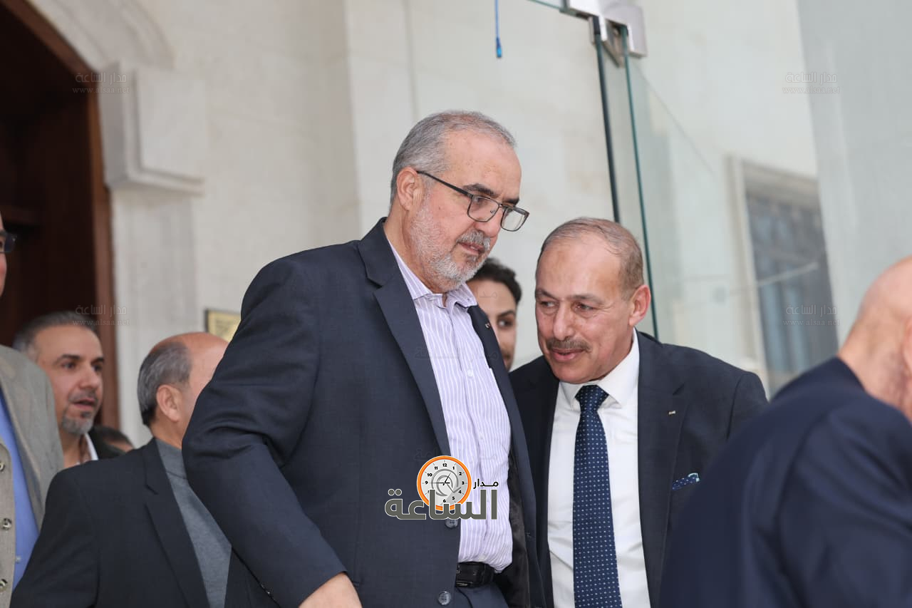 Madar Al-Saa Images 0.4234424211763872