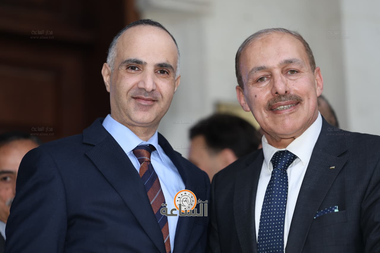 Madar Al-Saa Images 0.8108410692774952