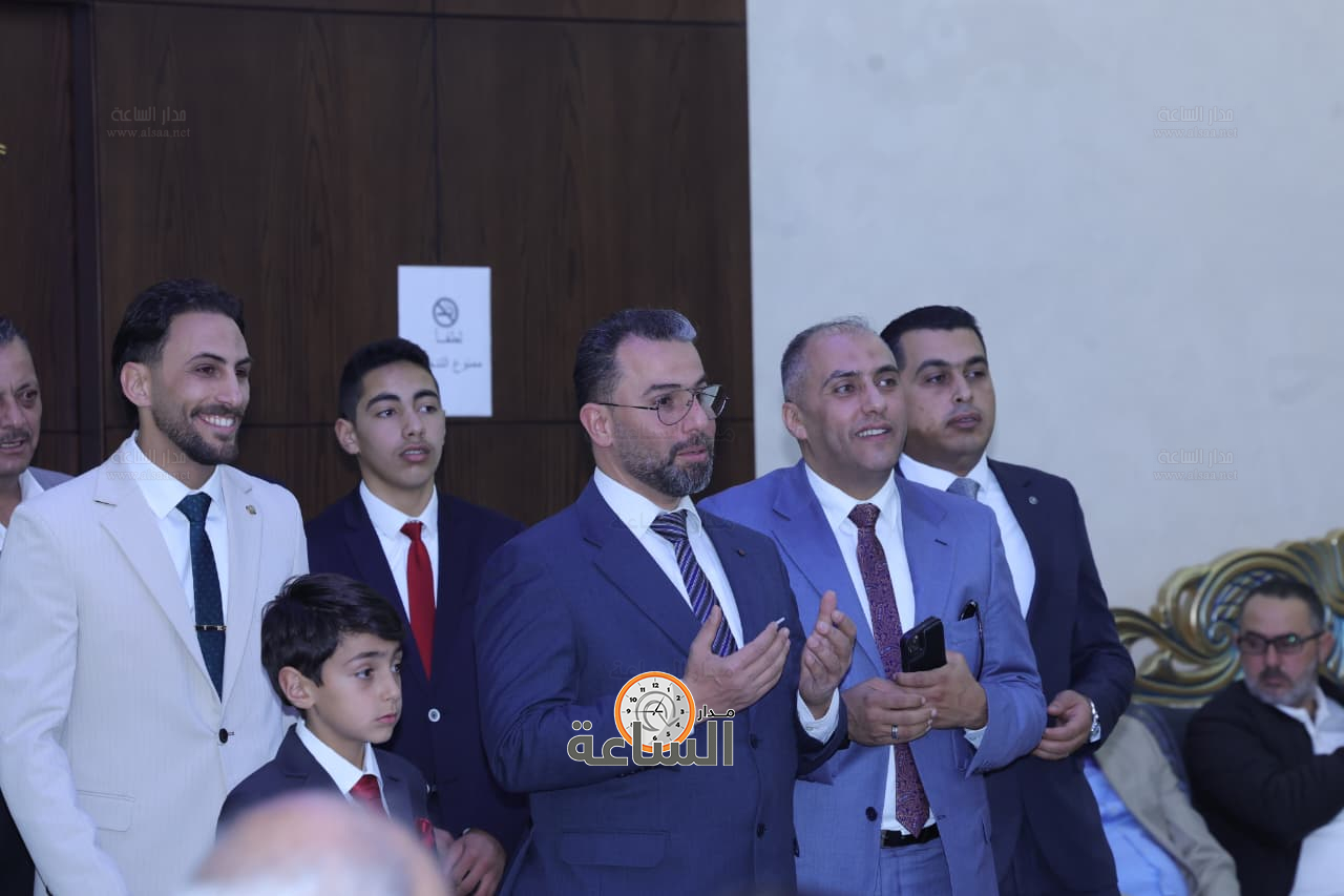 Madar Al-Saa Images 0.39118679551358637