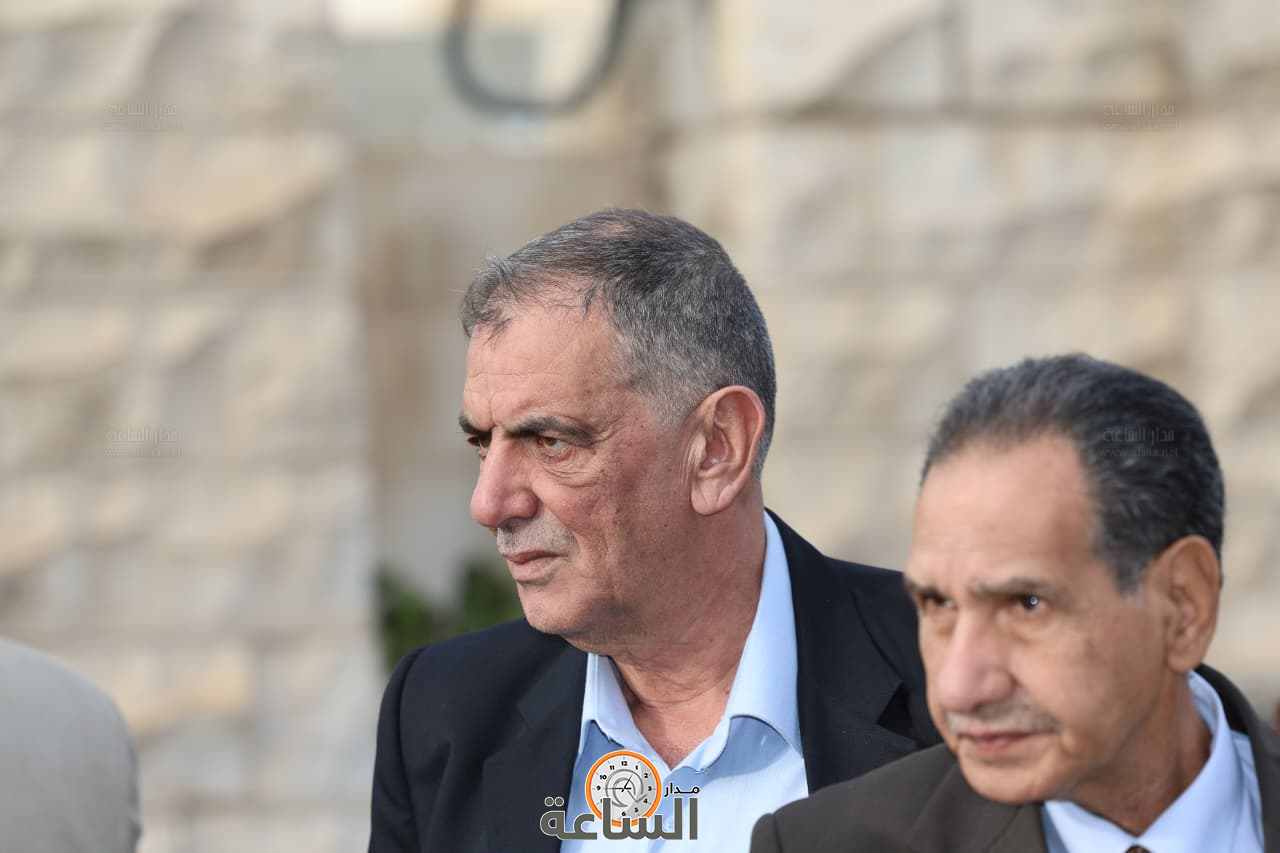 Madar Al-Saa Images 0.793951471625045