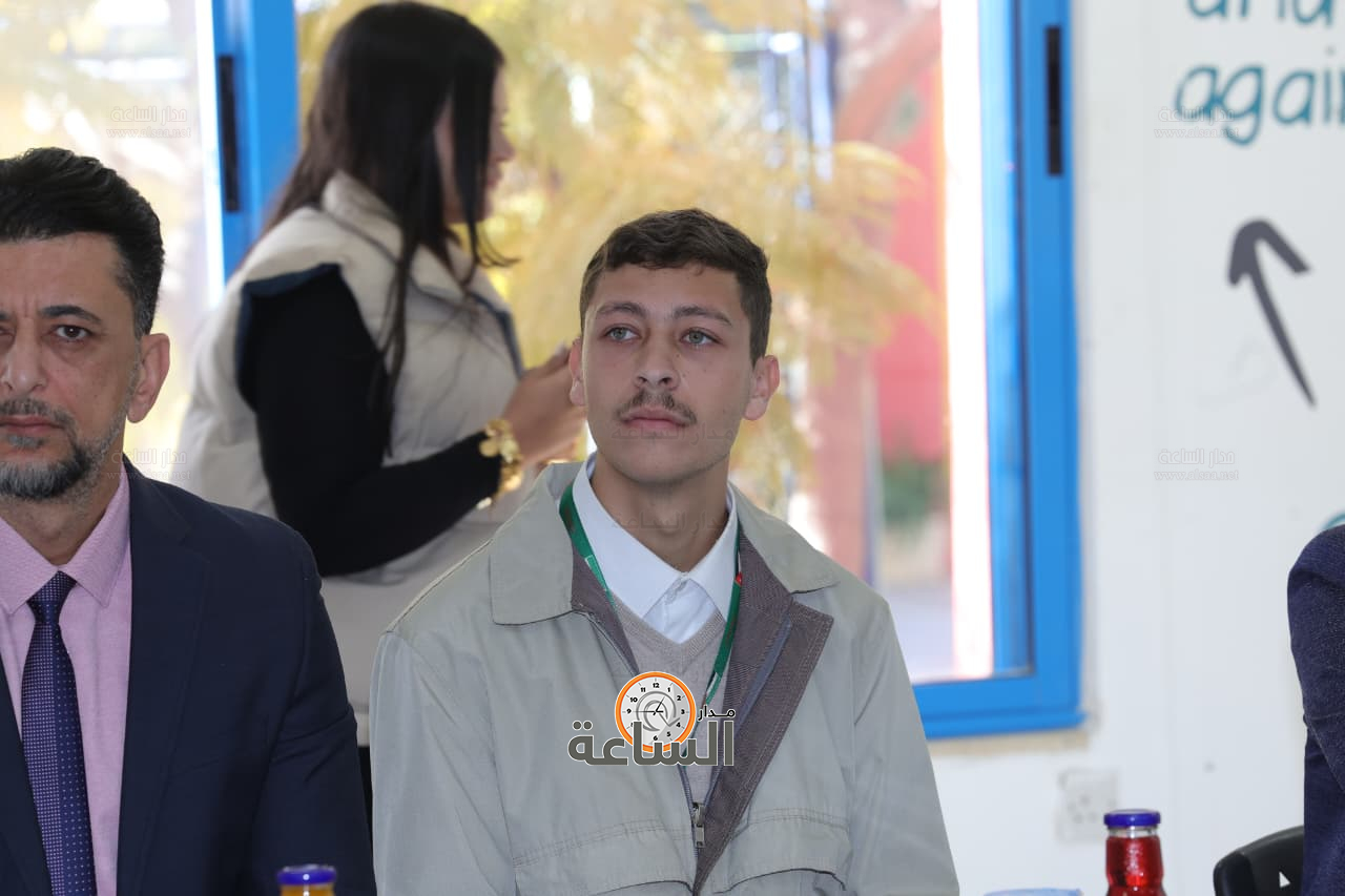 Madar Al-Saa Images 0.4284216135988814