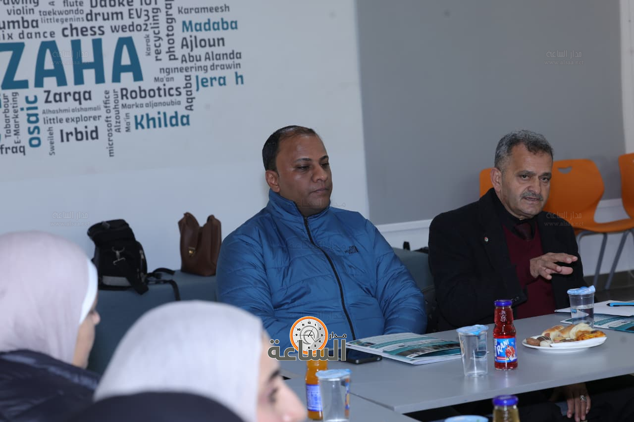 Madar Al-Saa Images 0.8134299065989575