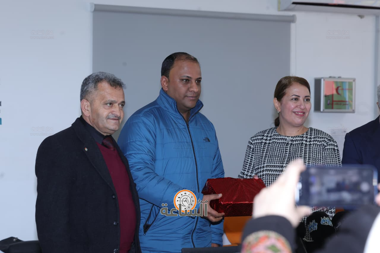 Madar Al-Saa Images 0.33552887698693357