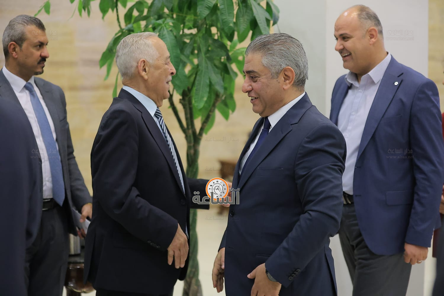 Madar Al-Saa Images 0.3205574422254719