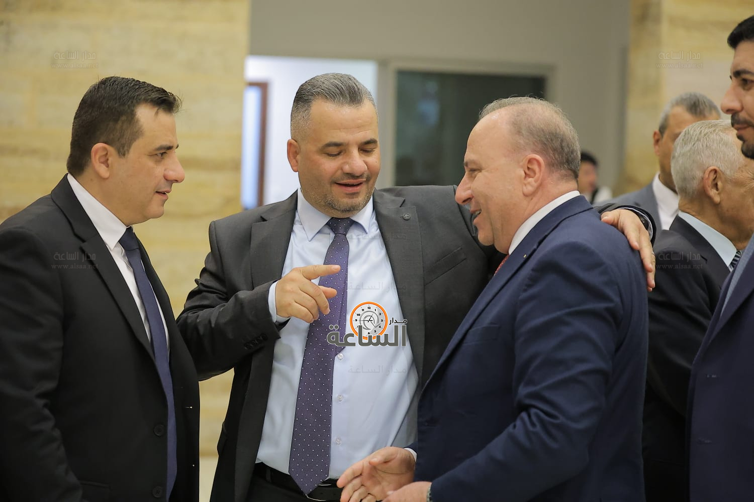 Madar Al-Saa Images 0.7529585125590319