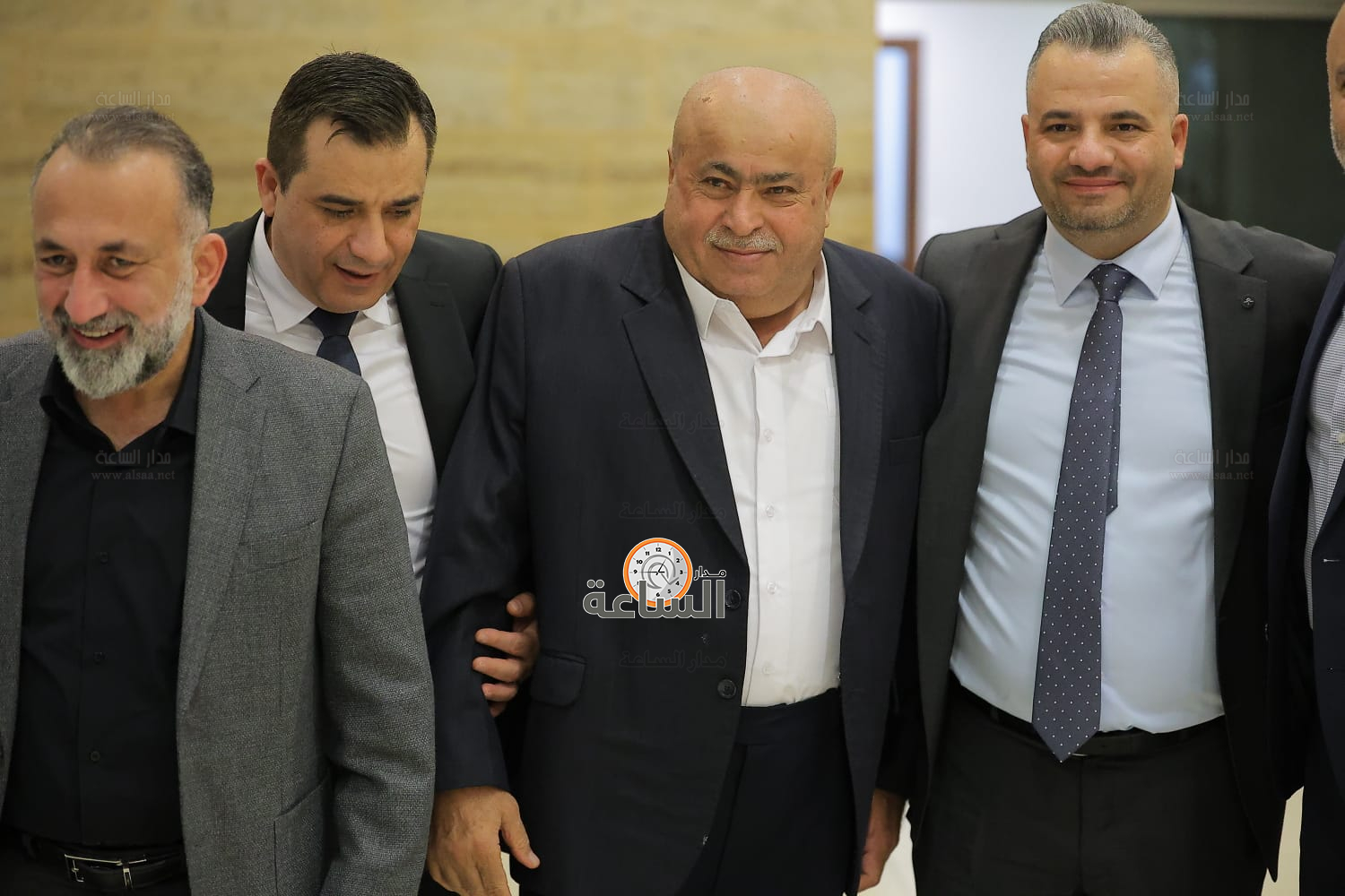 Madar Al-Saa Images 0.6678392357242884