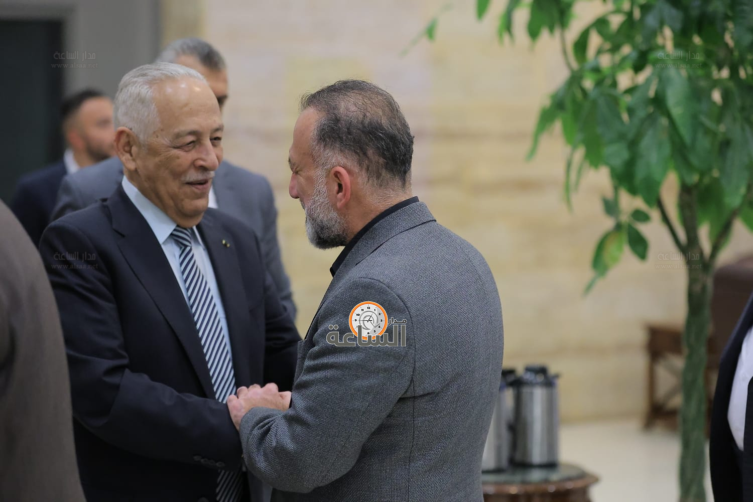 Madar Al-Saa Images 0.9981733023099282