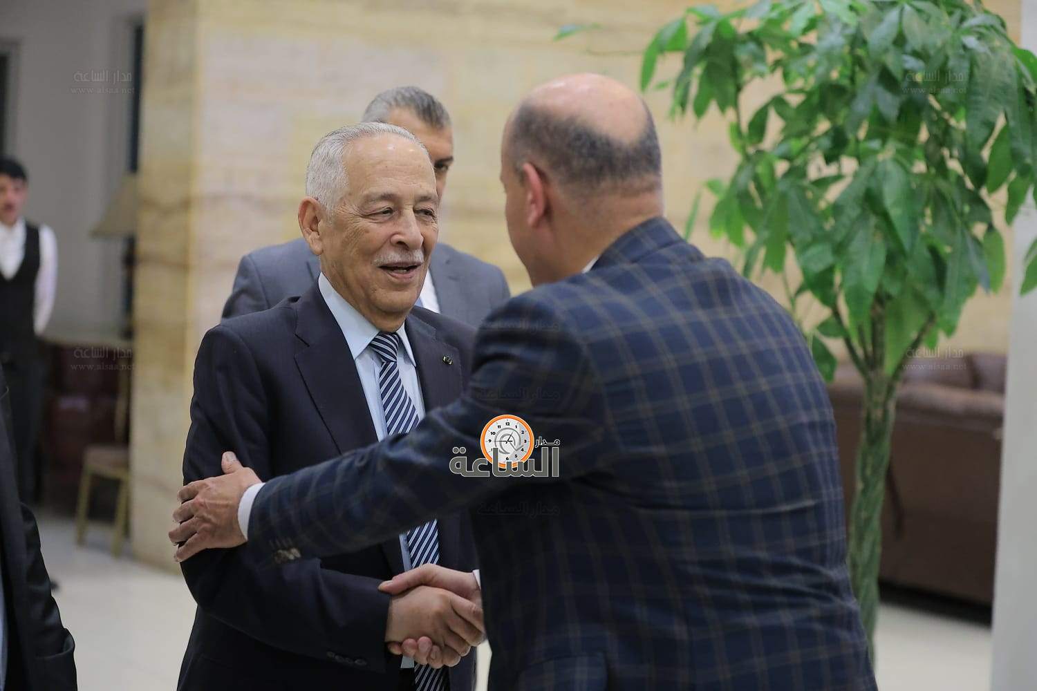 Madar Al-Saa Images 0.2792560008853632