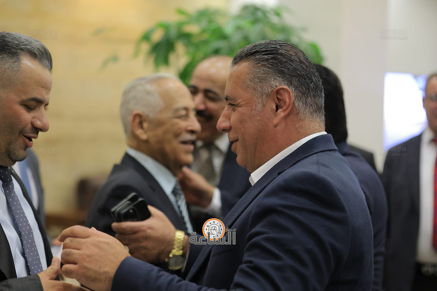 Madar Al-Saa Images 0.6124988875032167