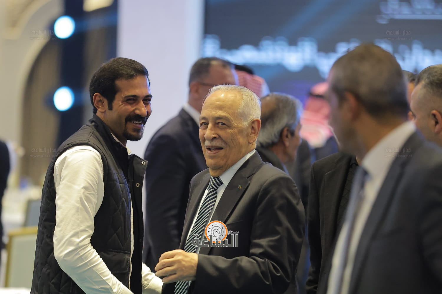 Madar Al-Saa Images 0.8703974544905869