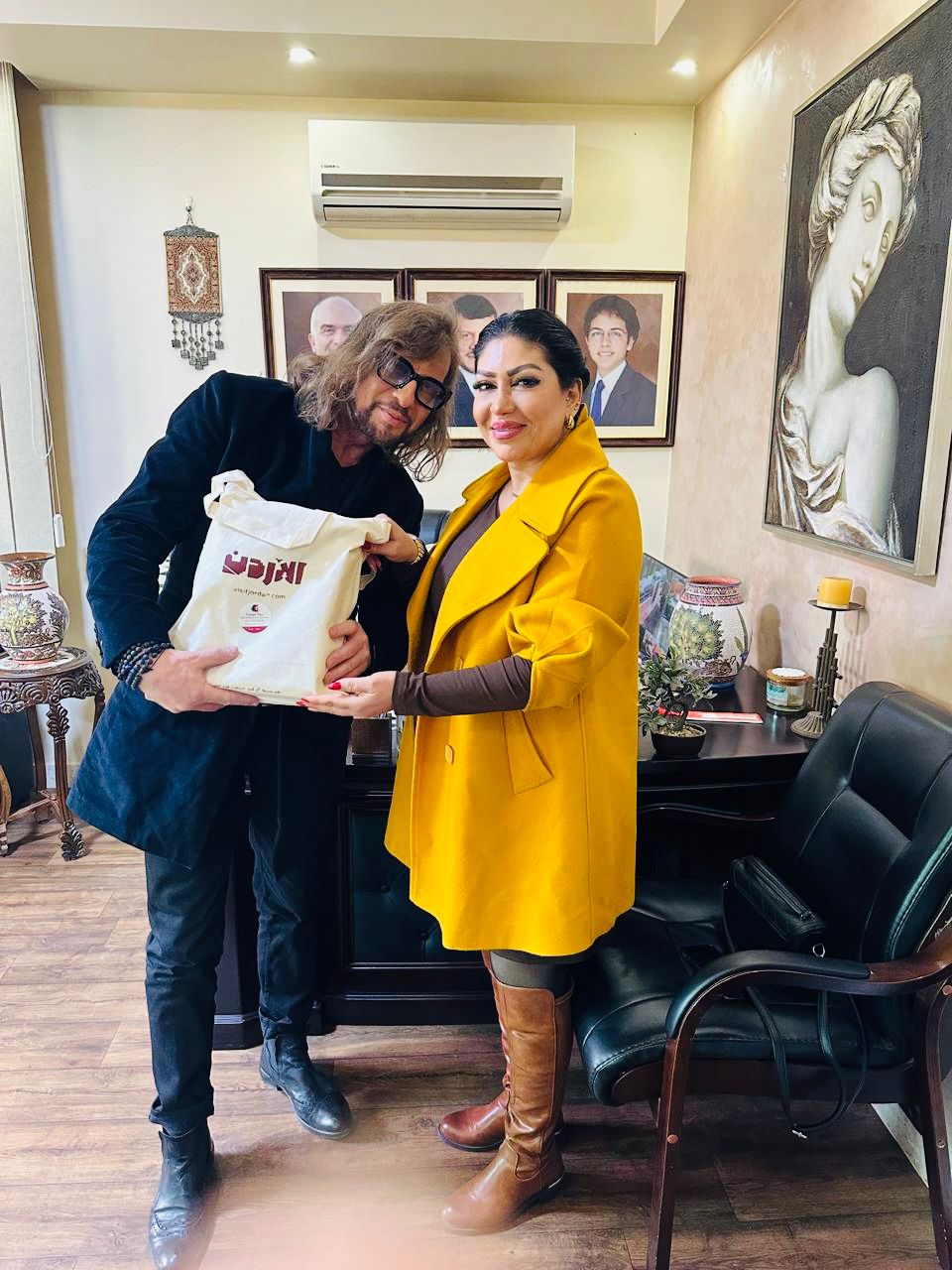 Madar Al-Saa Images 0.22096929194820747