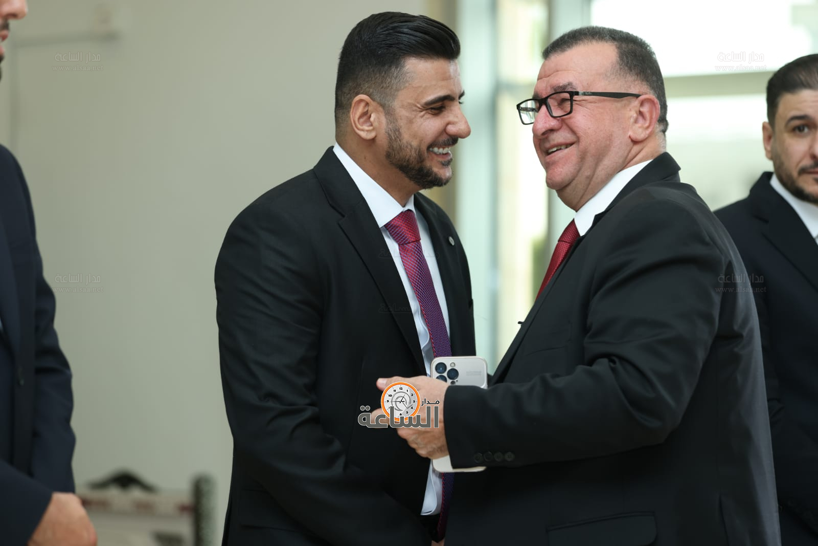 Madar Al-Saa Images 0.6531689205750818