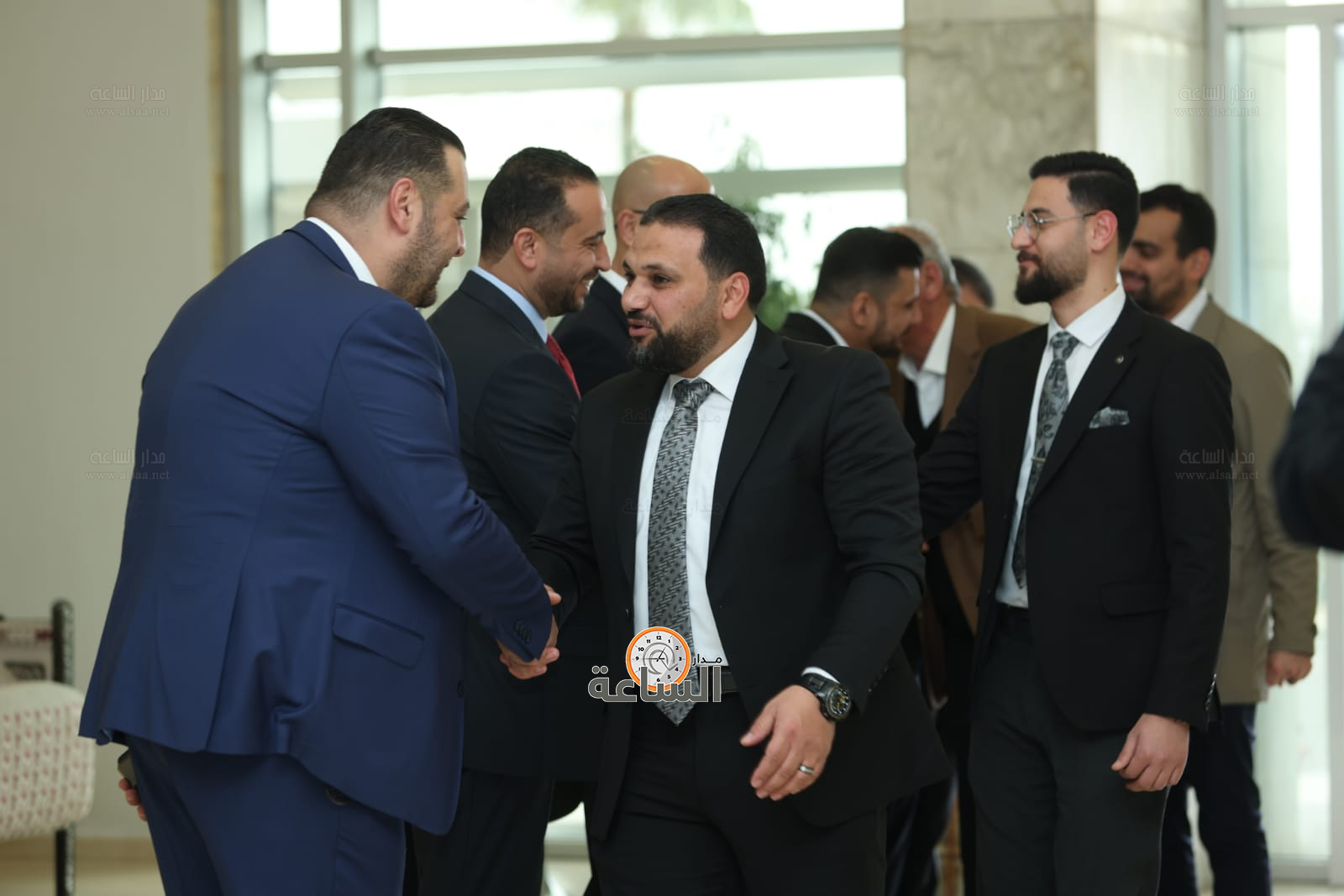 Madar Al-Saa Images 0.314903280792295