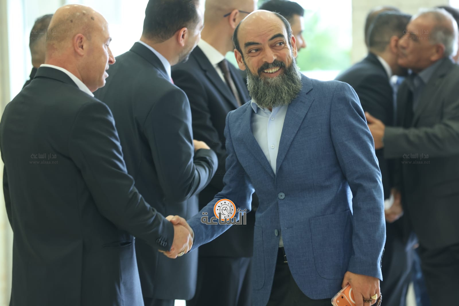 Madar Al-Saa Images 0.9686470120686683