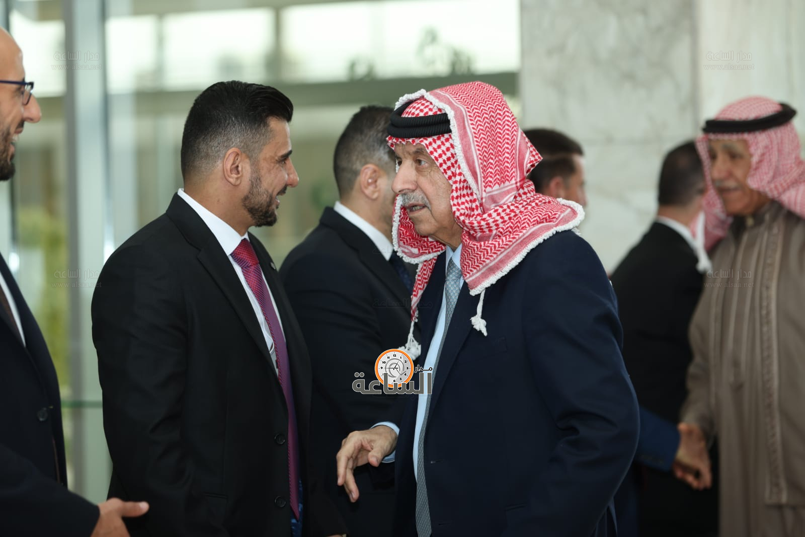 Madar Al-Saa Images 0.304111782505322