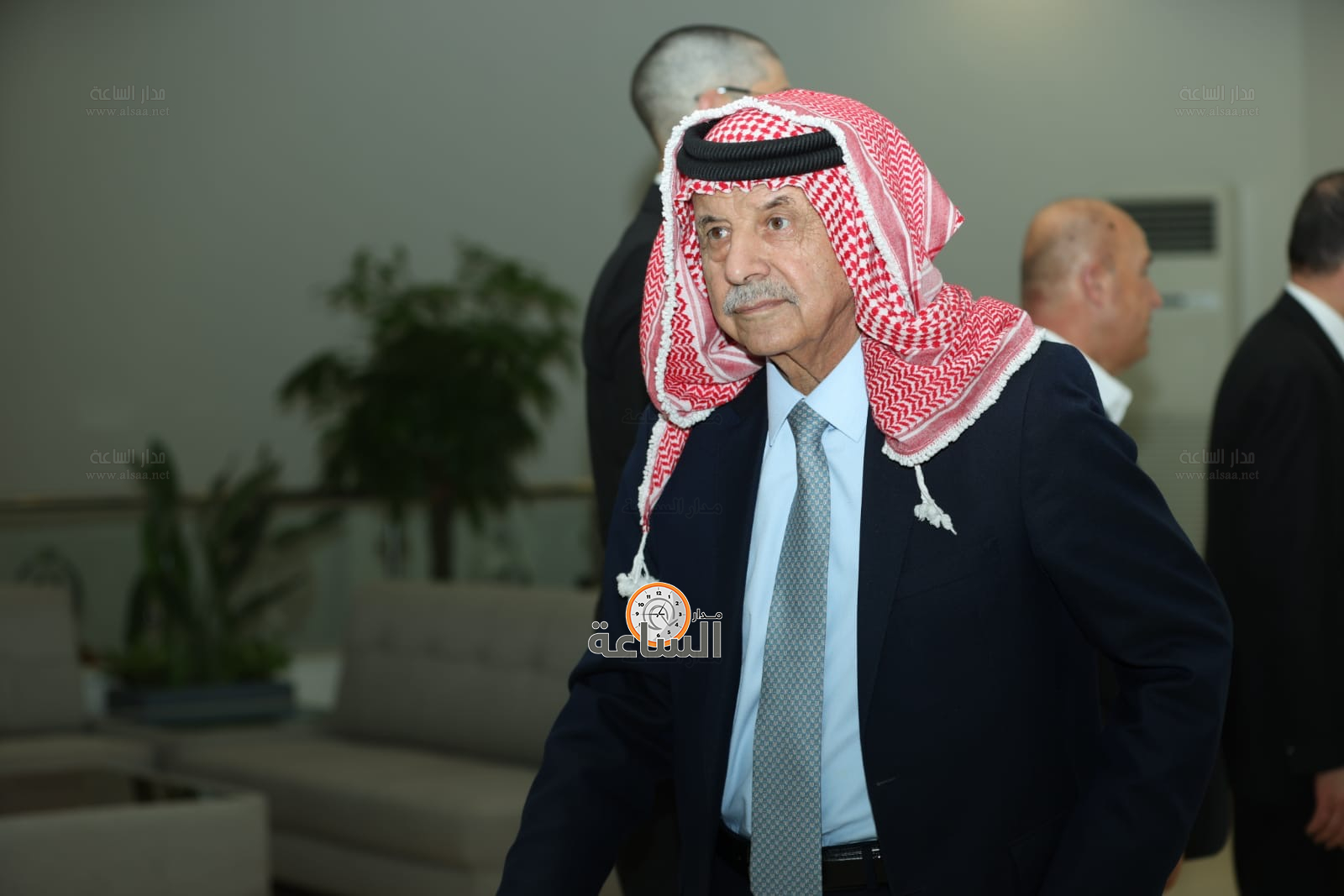 Madar Al-Saa Images 0.46579949898659845