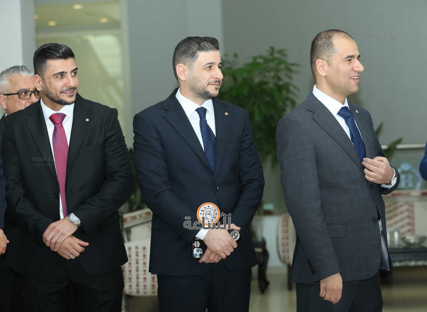 Madar Al-Saa Images 0.3731876355978885