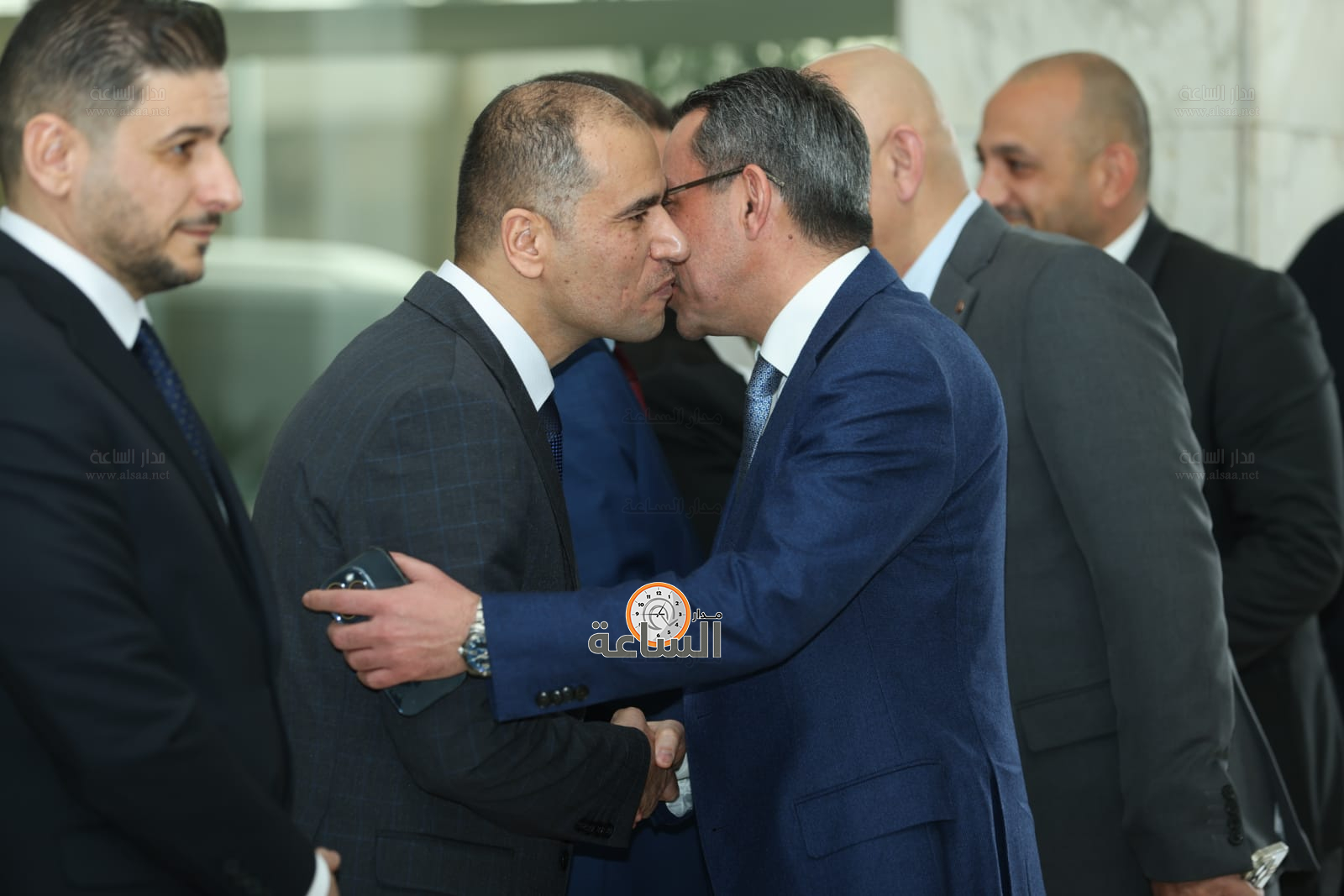 Madar Al-Saa Images 0.6467886444419683