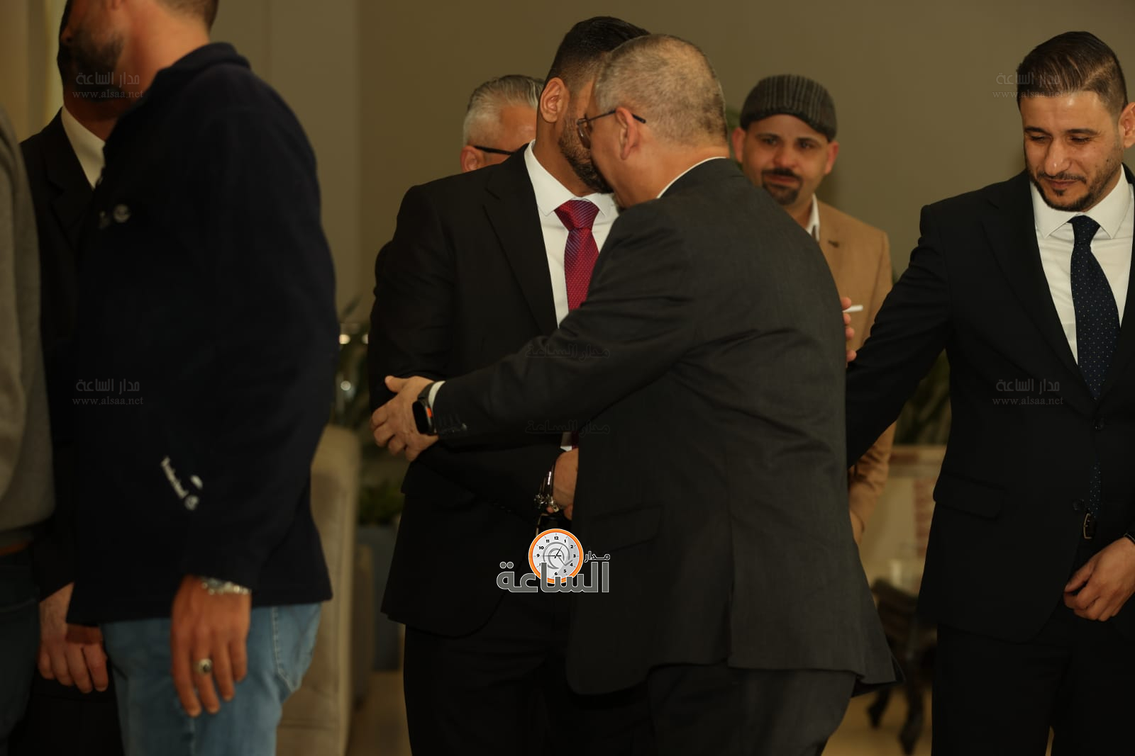 Madar Al-Saa Images 0.4265872758359164