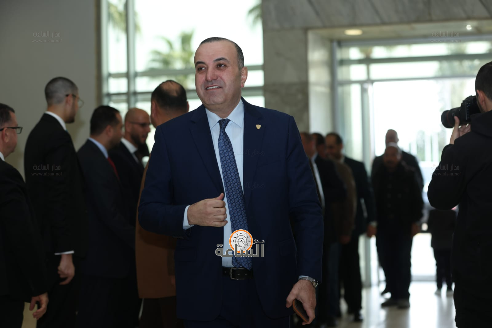 Madar Al-Saa Images 0.8067870055254475