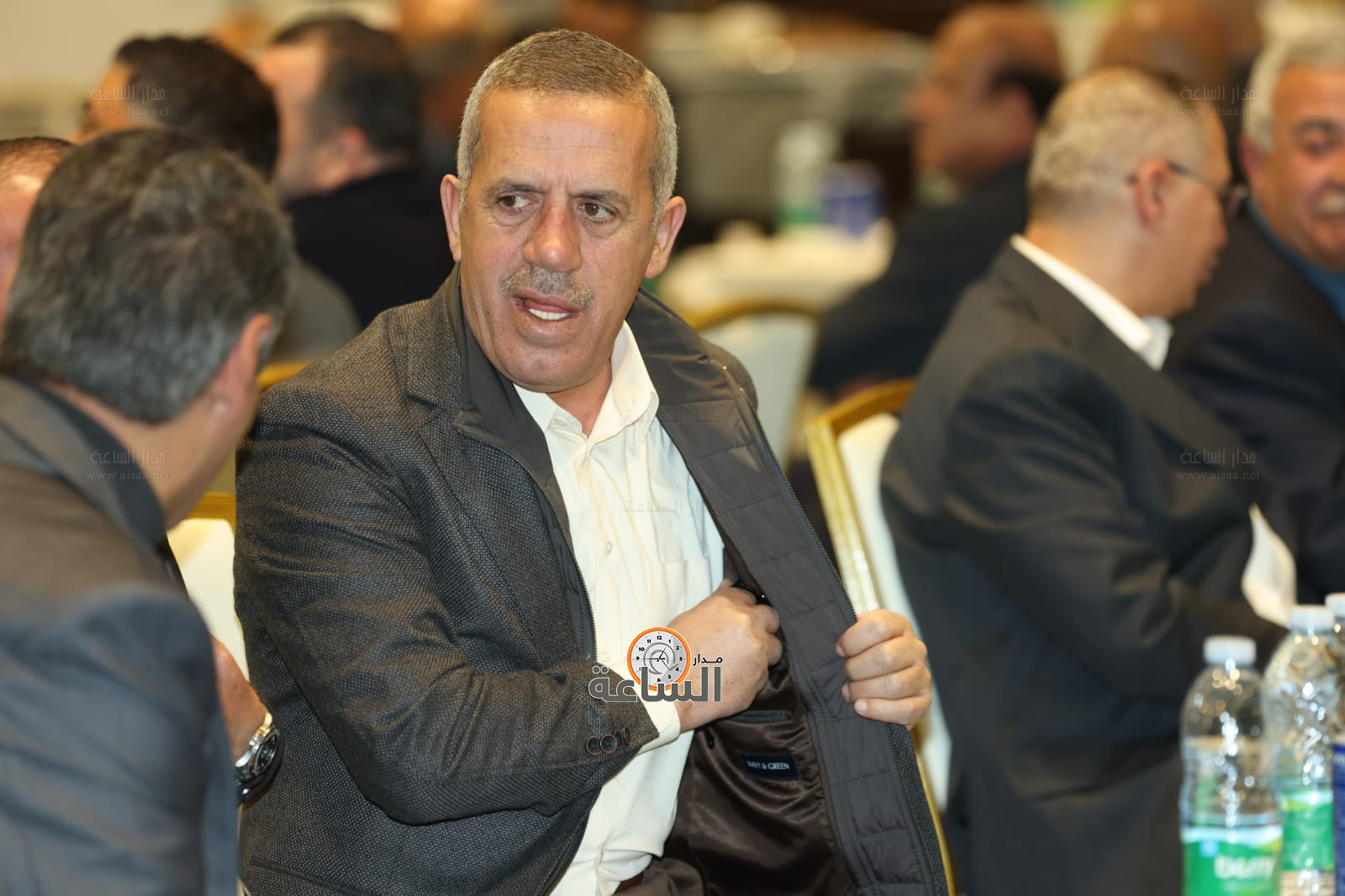 Madar Al-Saa Images 0.4769916444323684