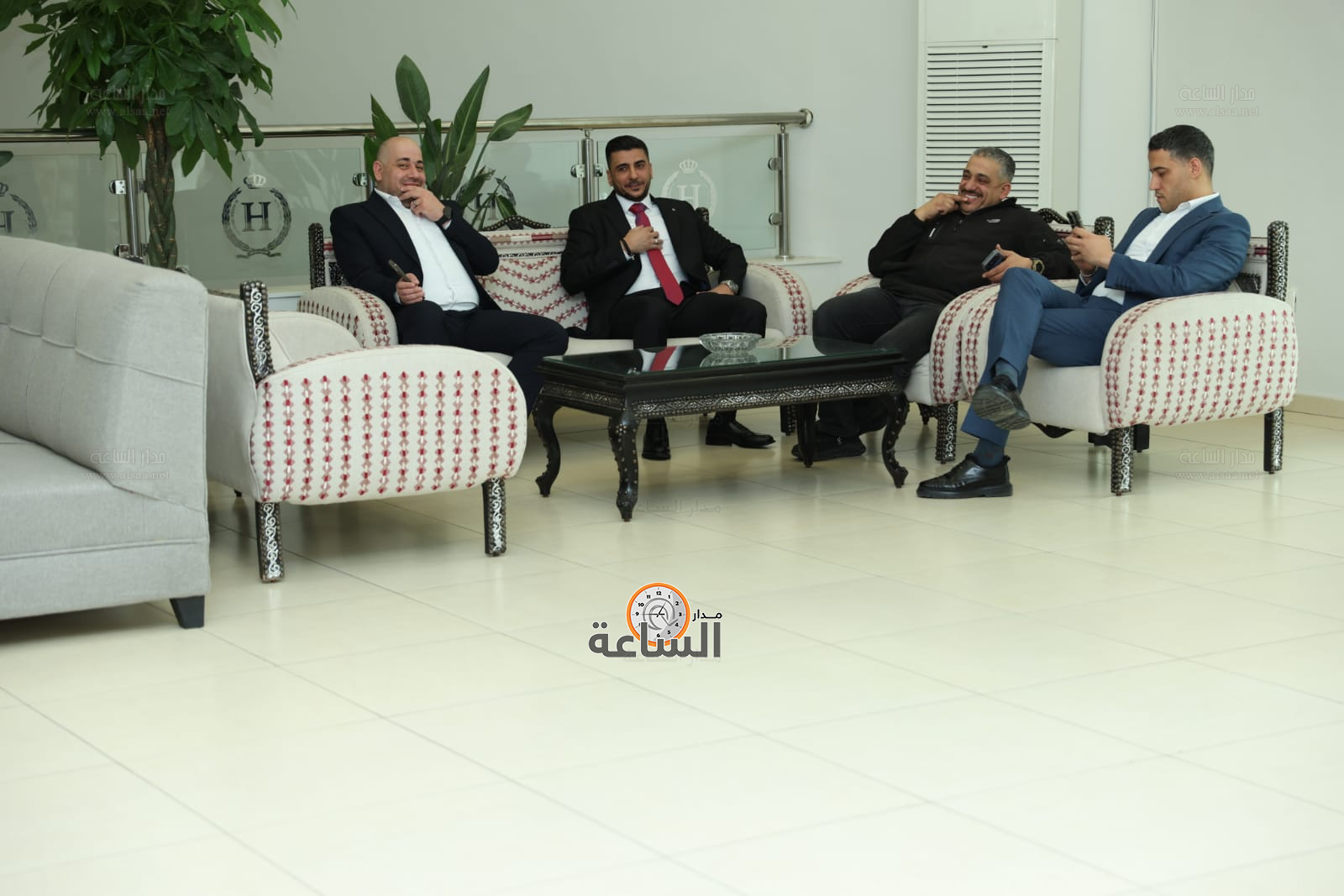 Madar Al-Saa Images 0.20147040936878235