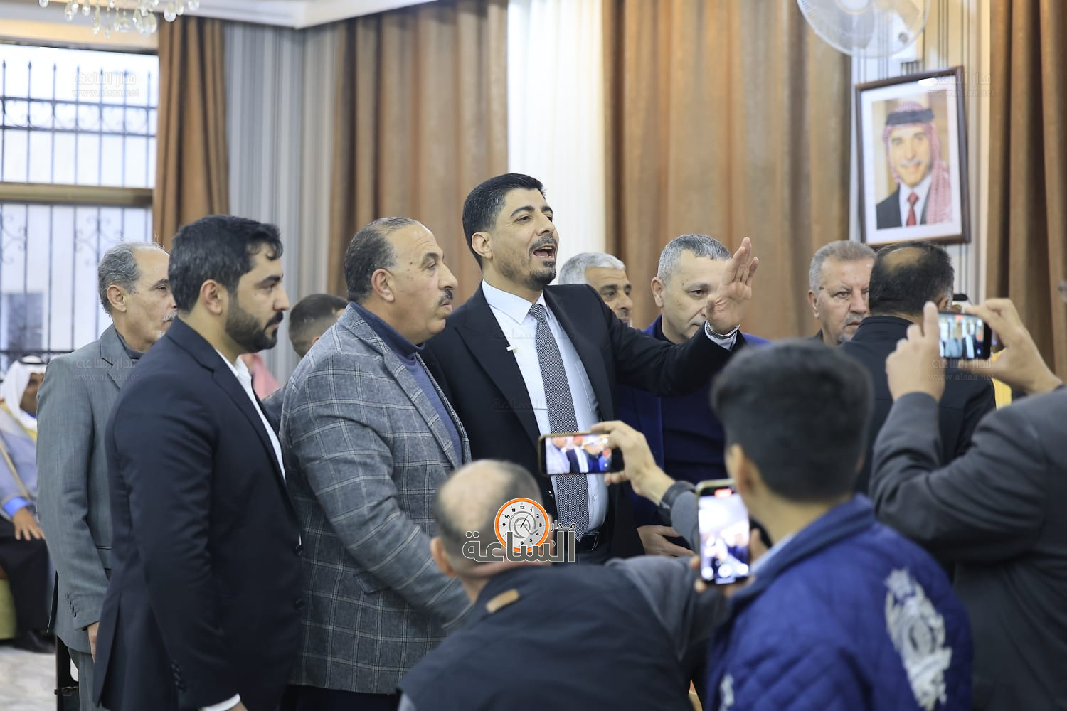 Madar Al-Saa Images 0.003158872621586317