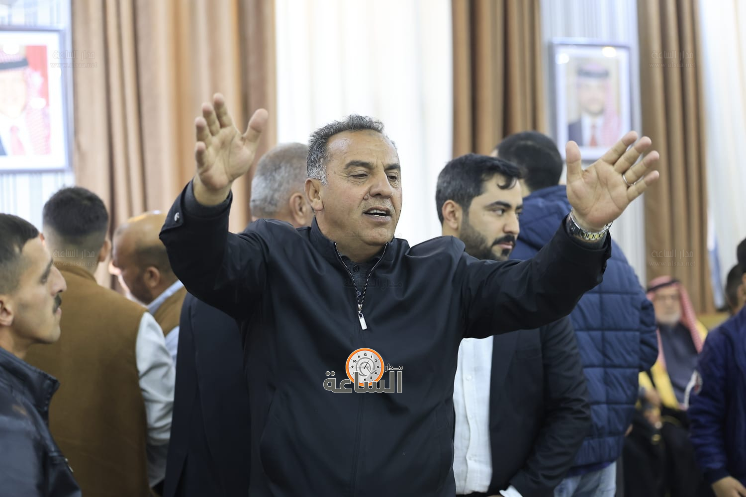 Madar Al-Saa Images 0.11801414232263518