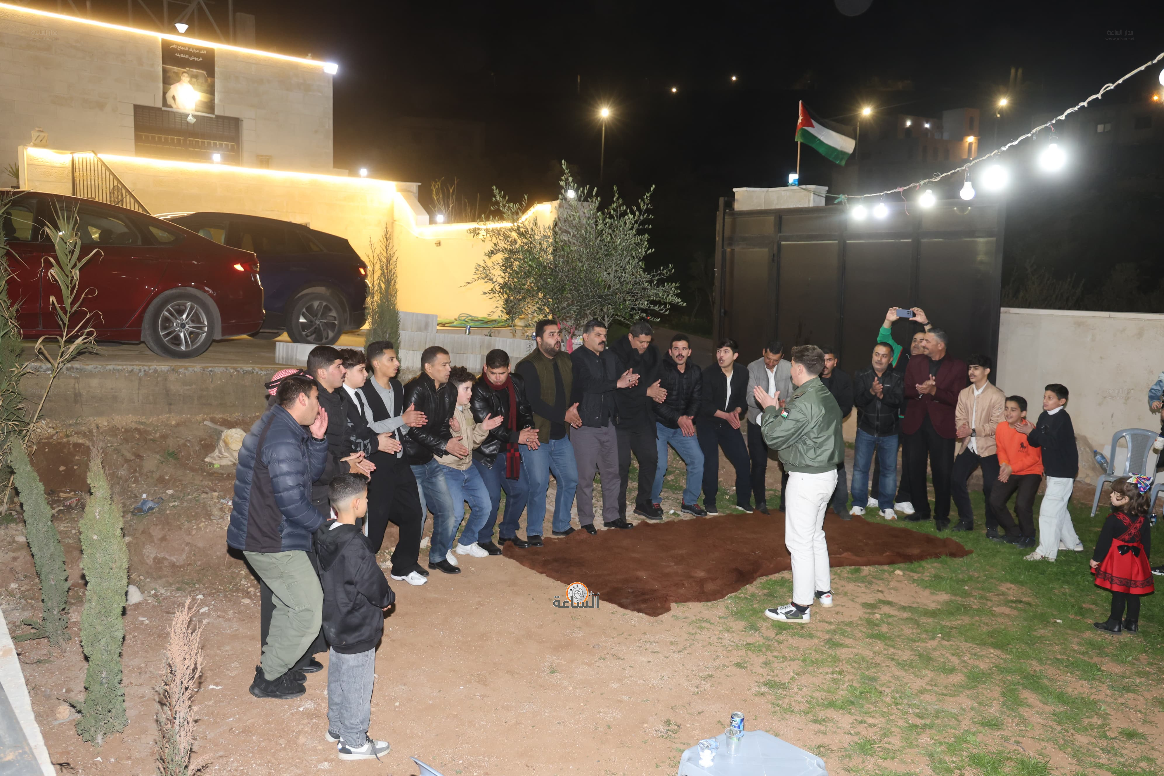 Madar Al-Saa Images 0.7424014846090824