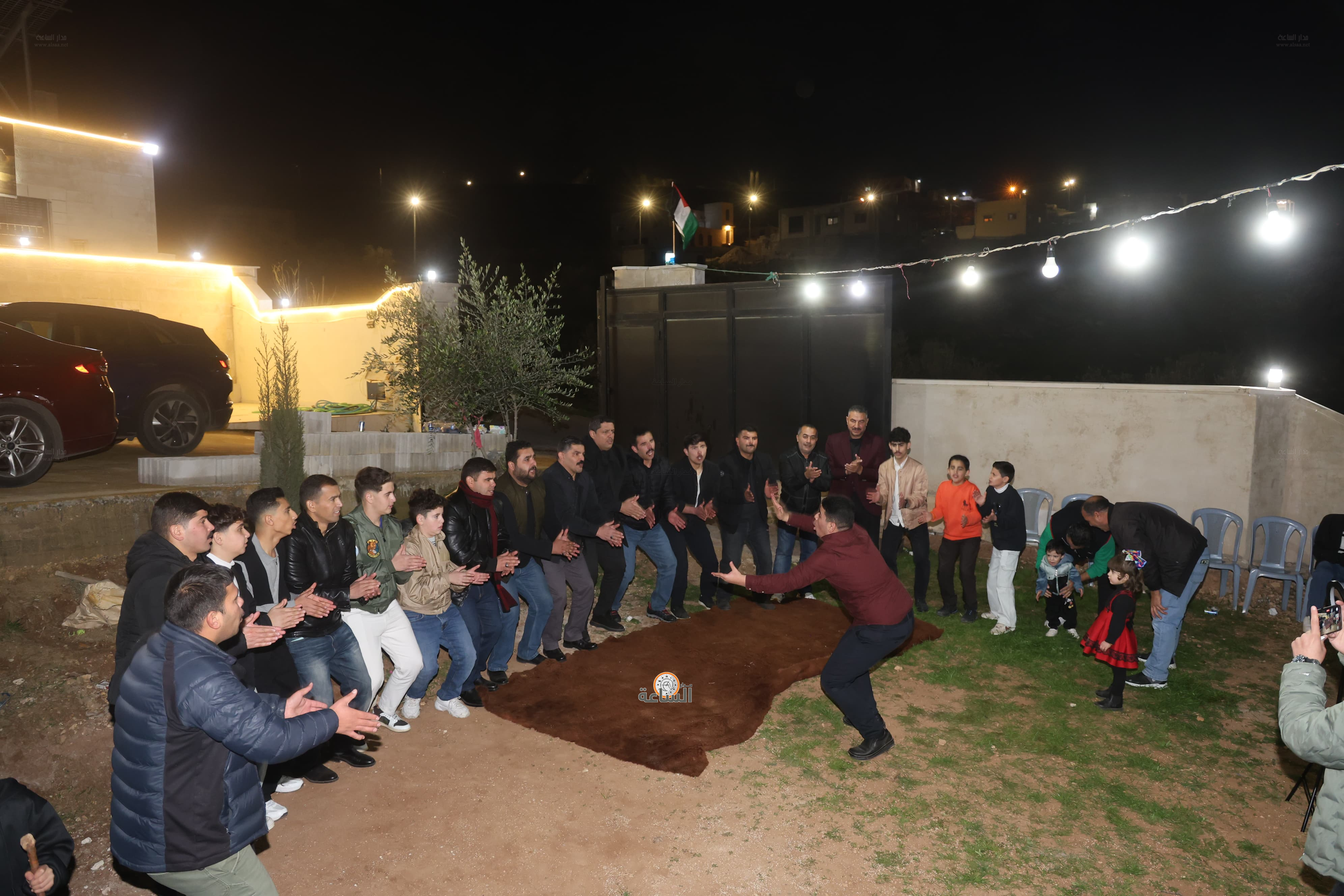 Madar Al-Saa Images 0.42193443712498446