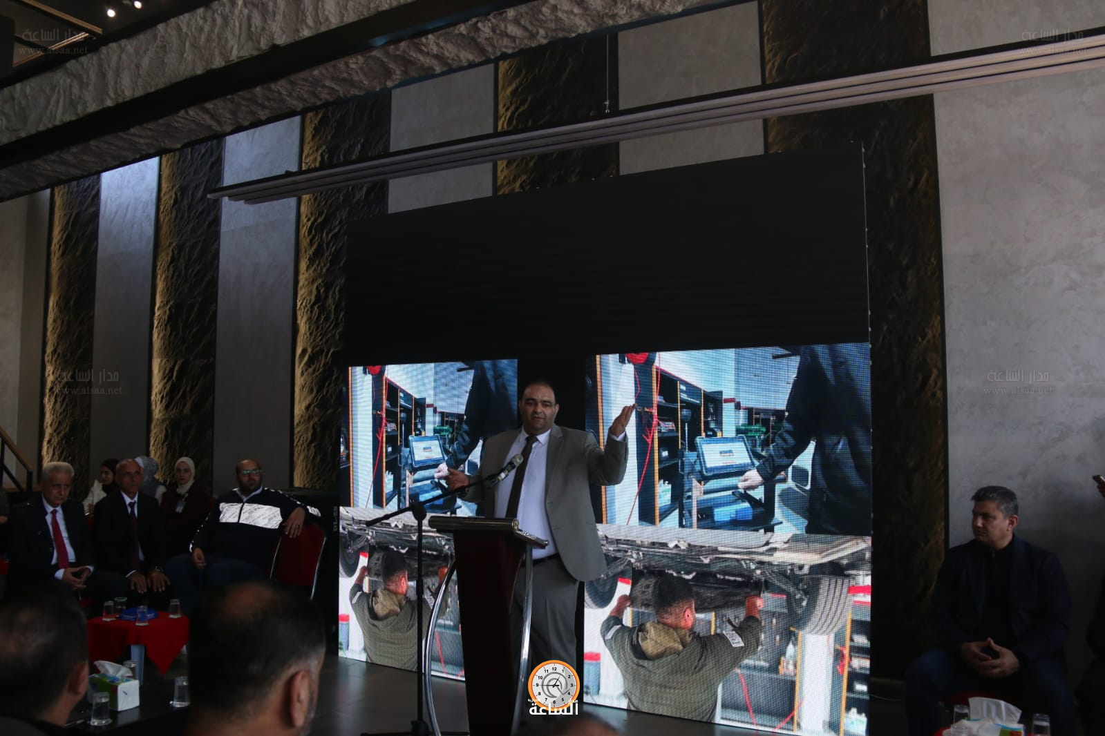 Madar Al-Saa Images 0.15433416273163336