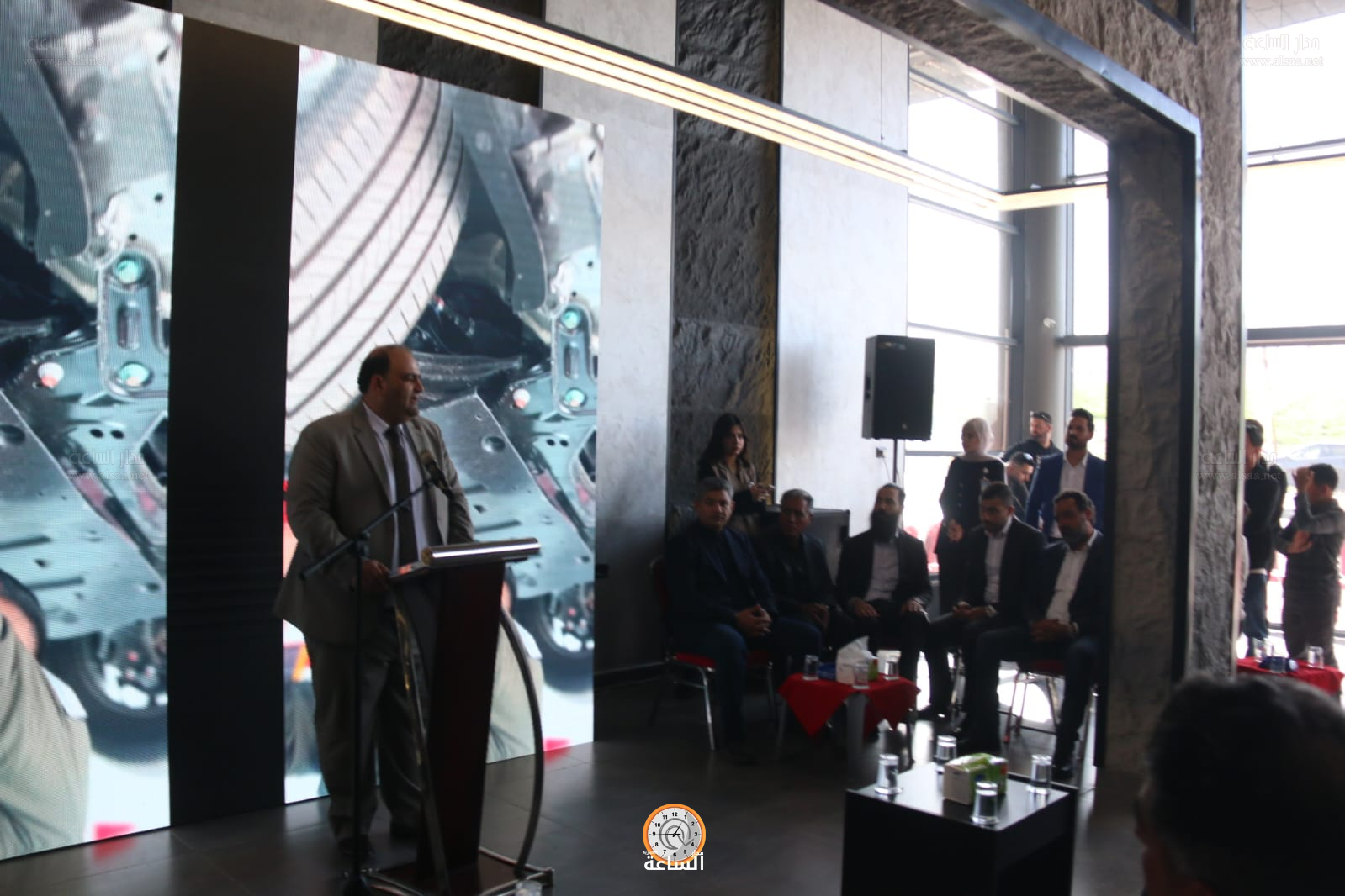 Madar Al-Saa Images 0.17133700546397612