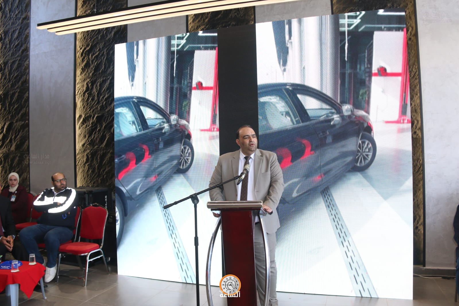 Madar Al-Saa Images 0.14482699694474221