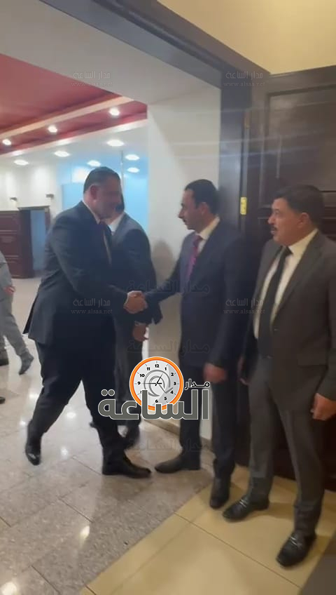 Madar Al-Saa Images 0.08461371880585278