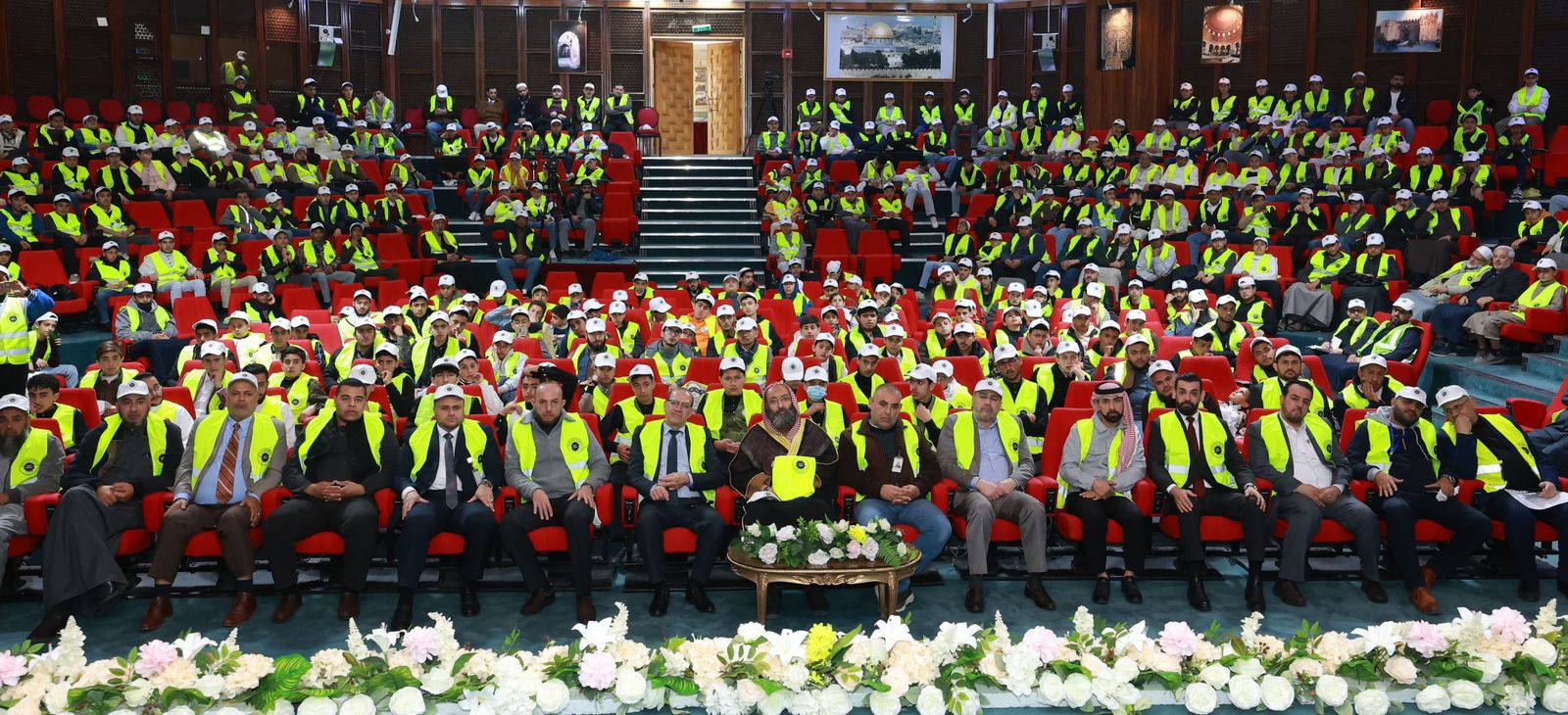 Madar Al-Saa Images 0.9926952990223519