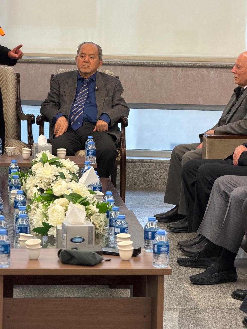 Madar Al-Saa Images 0.7437336602848401