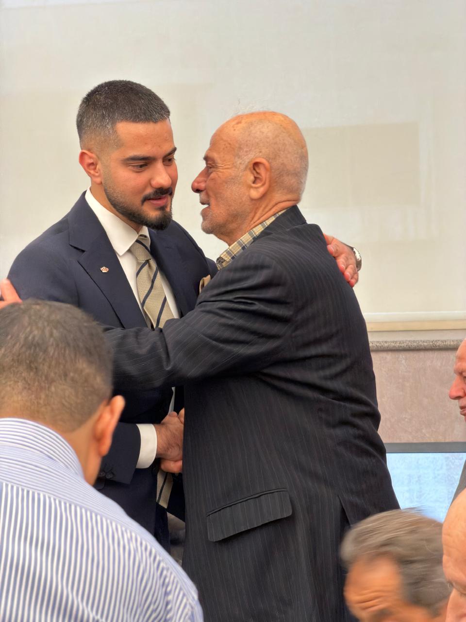 Madar Al-Saa Images 0.6947033956727622