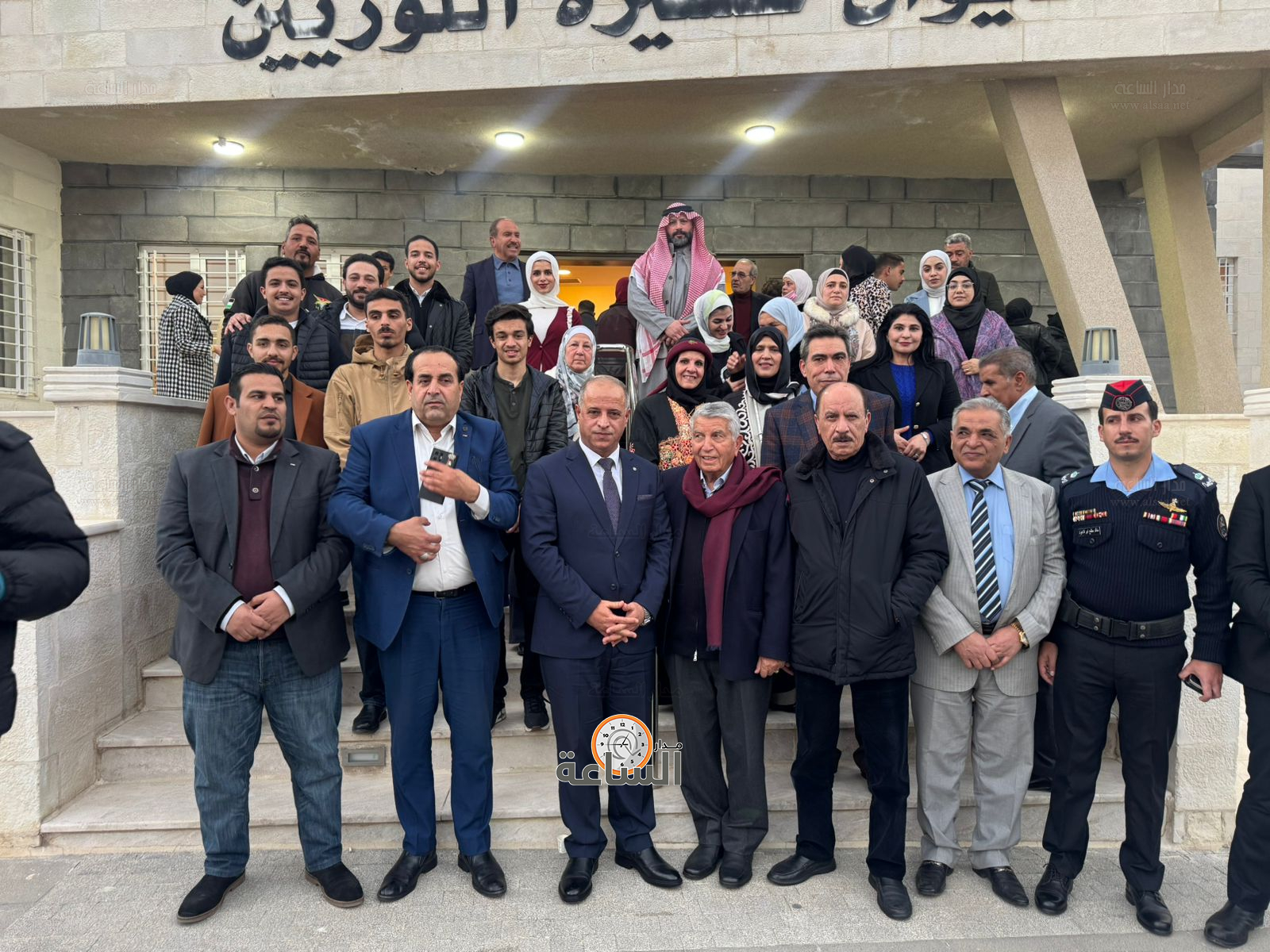 Madar Al-Saa Images 0.6299412335390103