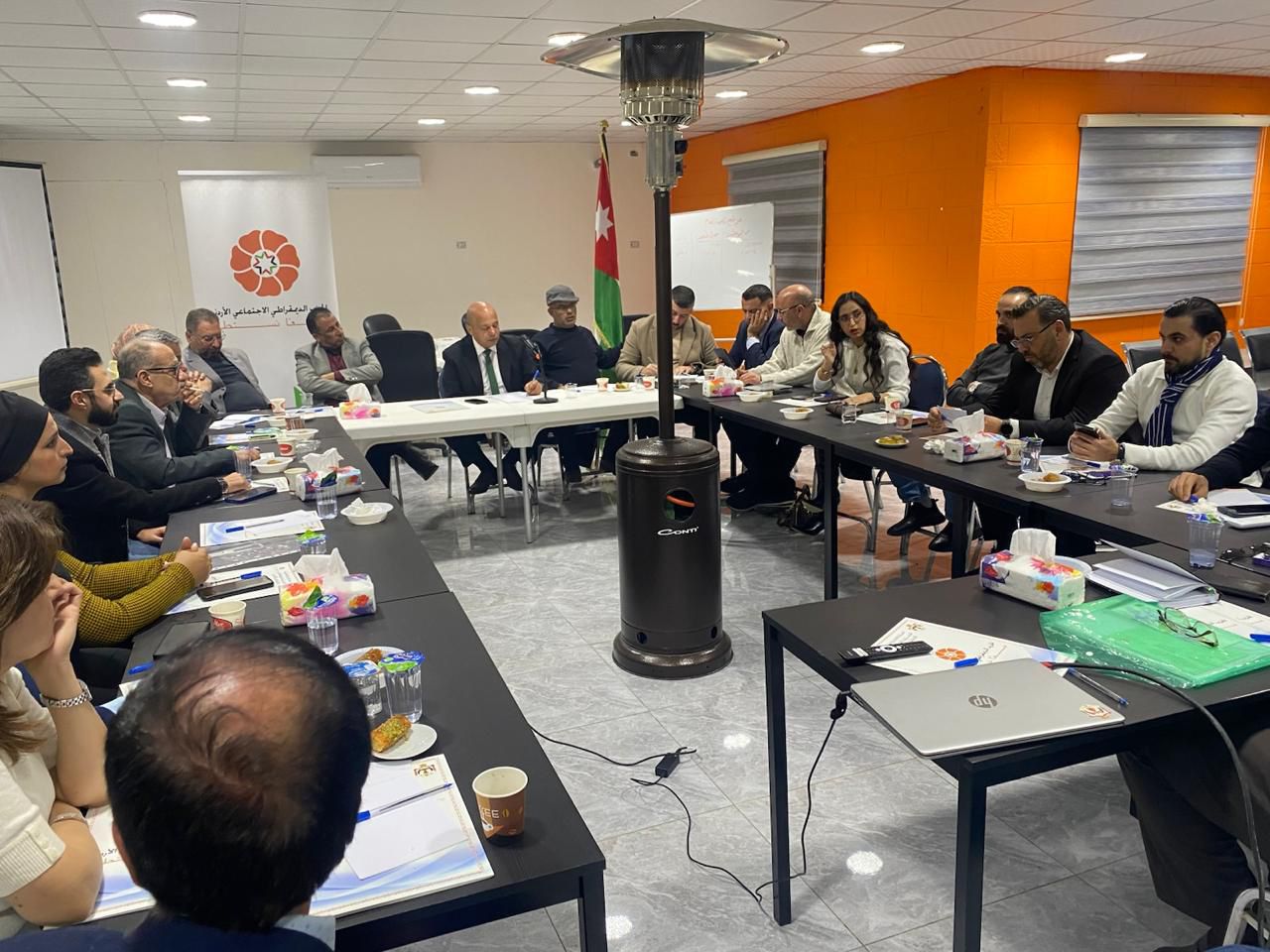 Madar Al-Saa Images 0.15645089530576728