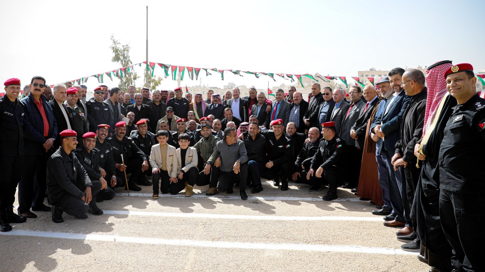 Madar Al-Saa Images 0.014262072337418163