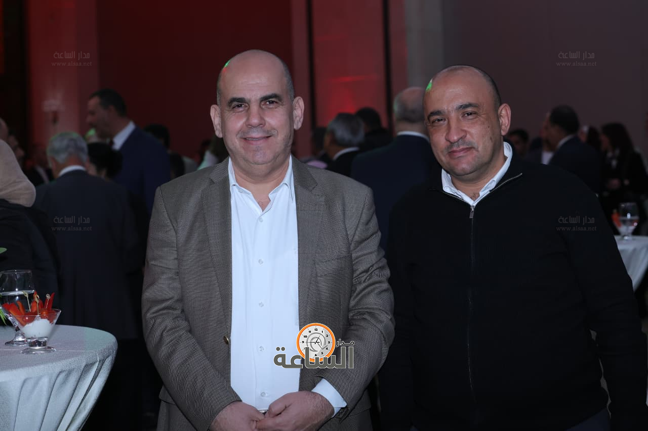 Madar Al-Saa Images 0.24043634556155669