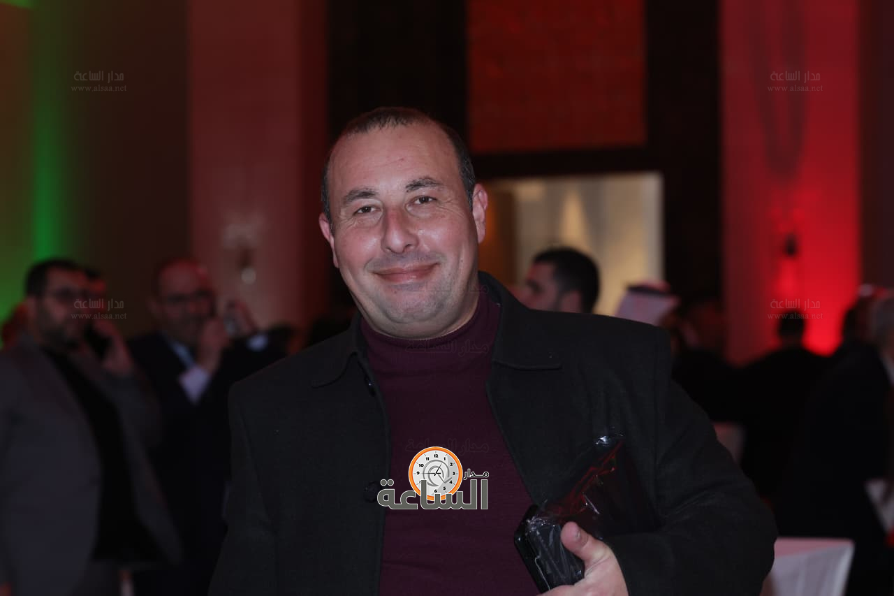 Madar Al-Saa Images 0.3910531184201682