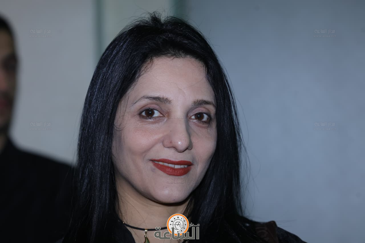 Madar Al-Saa Images 0.9513857396121812